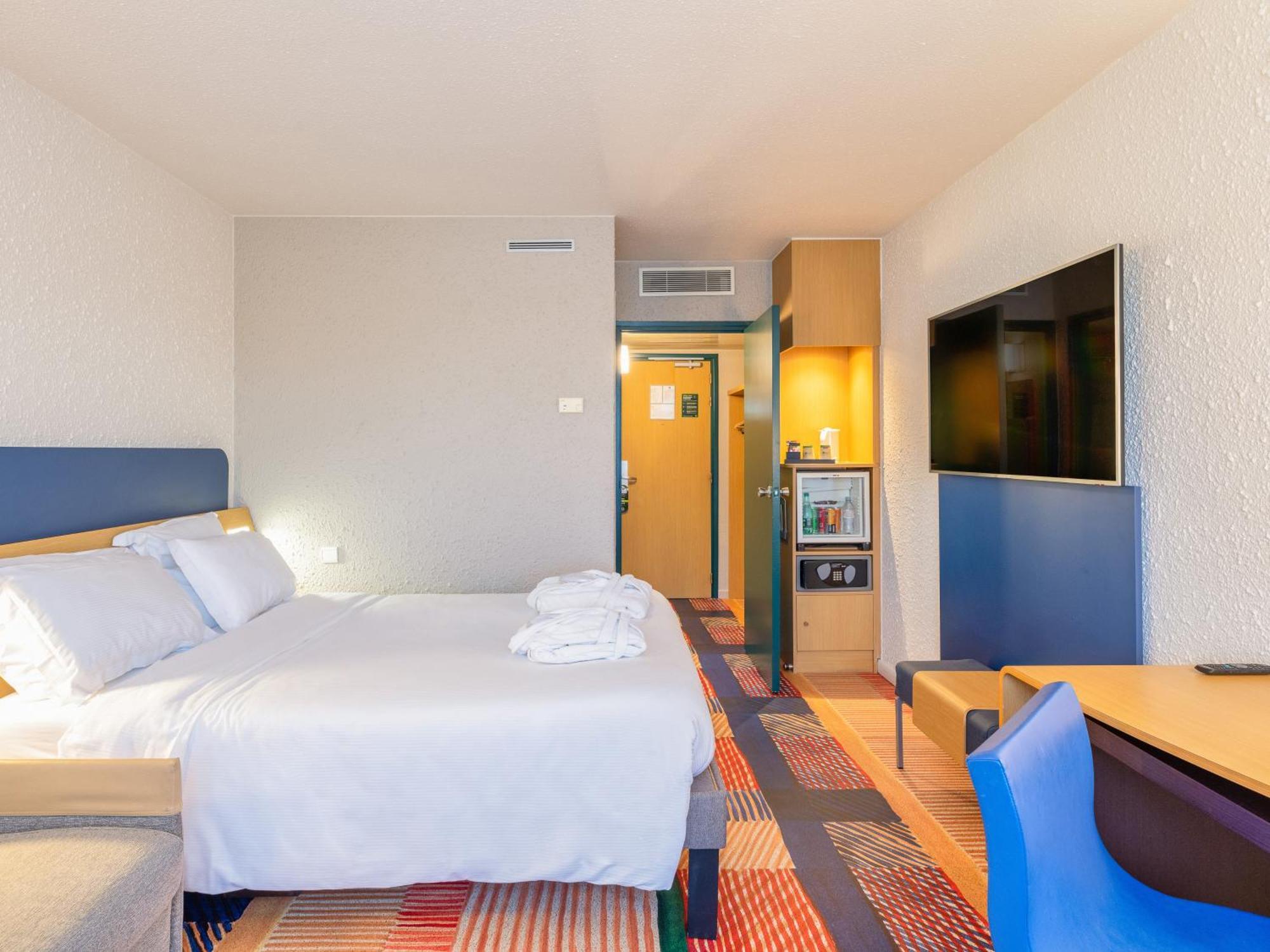 B&B Hotel Lyon Nord 4 Etoiles Dardilly Pokoj fotografie